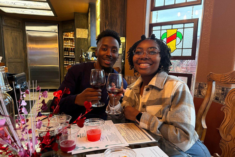 Visite panoramique de Las Vegas/Pahrump avec dégustation de vin et nourritureLas Vegas / Pahrump Dégustation de vins et collations