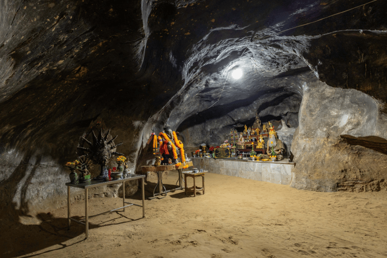 Khao Lak: 3 Temples Full Day Tour w/Lunch & Hotel Transfer