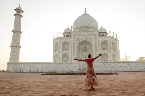 Golden Triangle Saga: A Story Behind Every Monument Tour With Tour Guide and AC Car