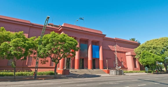 Museo Nacional Bellas Artes, Recoleta Cemetery Private Tour