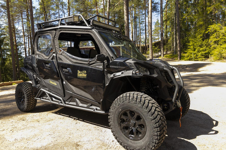 赫尔辛基：驯鹿公园与马厩私人游赫尔辛基：驯鹿公园与马厩私人导览游