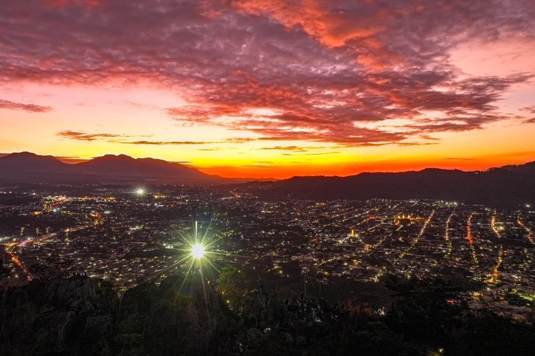 Cerro Tecana Adventure Wędrówka po ukrytym skarbie Santa AnaCerro Tecana – wycieczka piesza po ukrytym skarbie Santa Ana