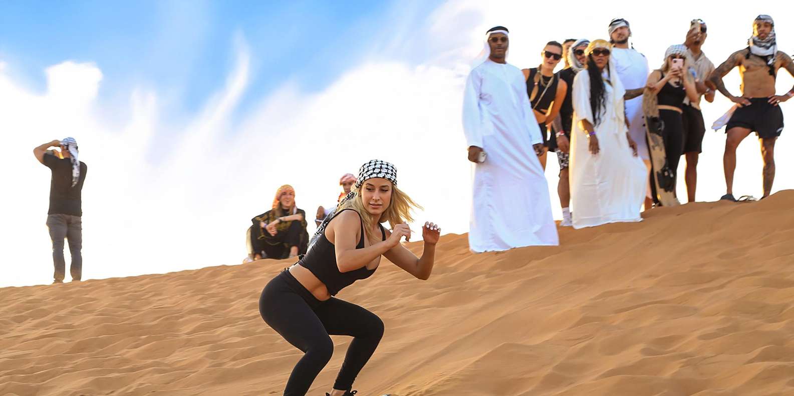 Dubai: Desert Safari with BBQ Dinner & Quad Biking Options