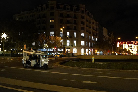 Barcelona: Private Christmas Lights Tour by Eco Tuk Tuk Barcelona: Christmas Lights Tour by Private Eco Tuk Tuk
