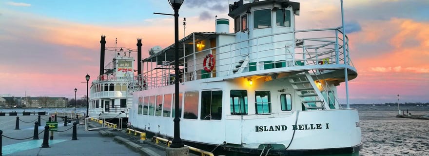 Kingston : Croisière cocktail au coucher du soleil sur le front de mer