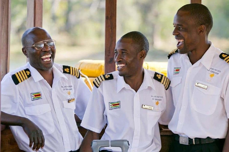 Victoria Falls: Zambezi River Ra-Ikane Cruise with Drinks