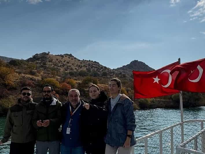 Şanlıurfa: Harran and Halfeti Private Tour with Boat Ride