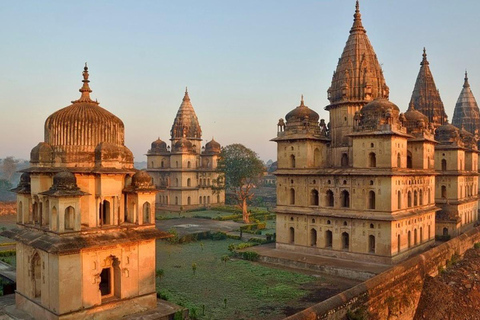 Ab Delhi: Gwalior, Jhansi & Khajuraho Orchha Tour 7 Tage