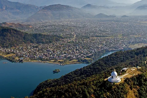 Pokhara: Davi's Fall, Cave & World Peace Pagoda Tour