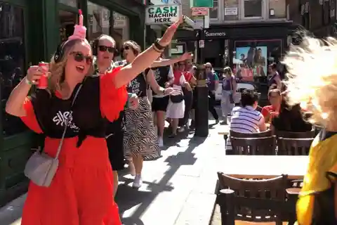 London: West End Musicals Silent Disco Walking Tour