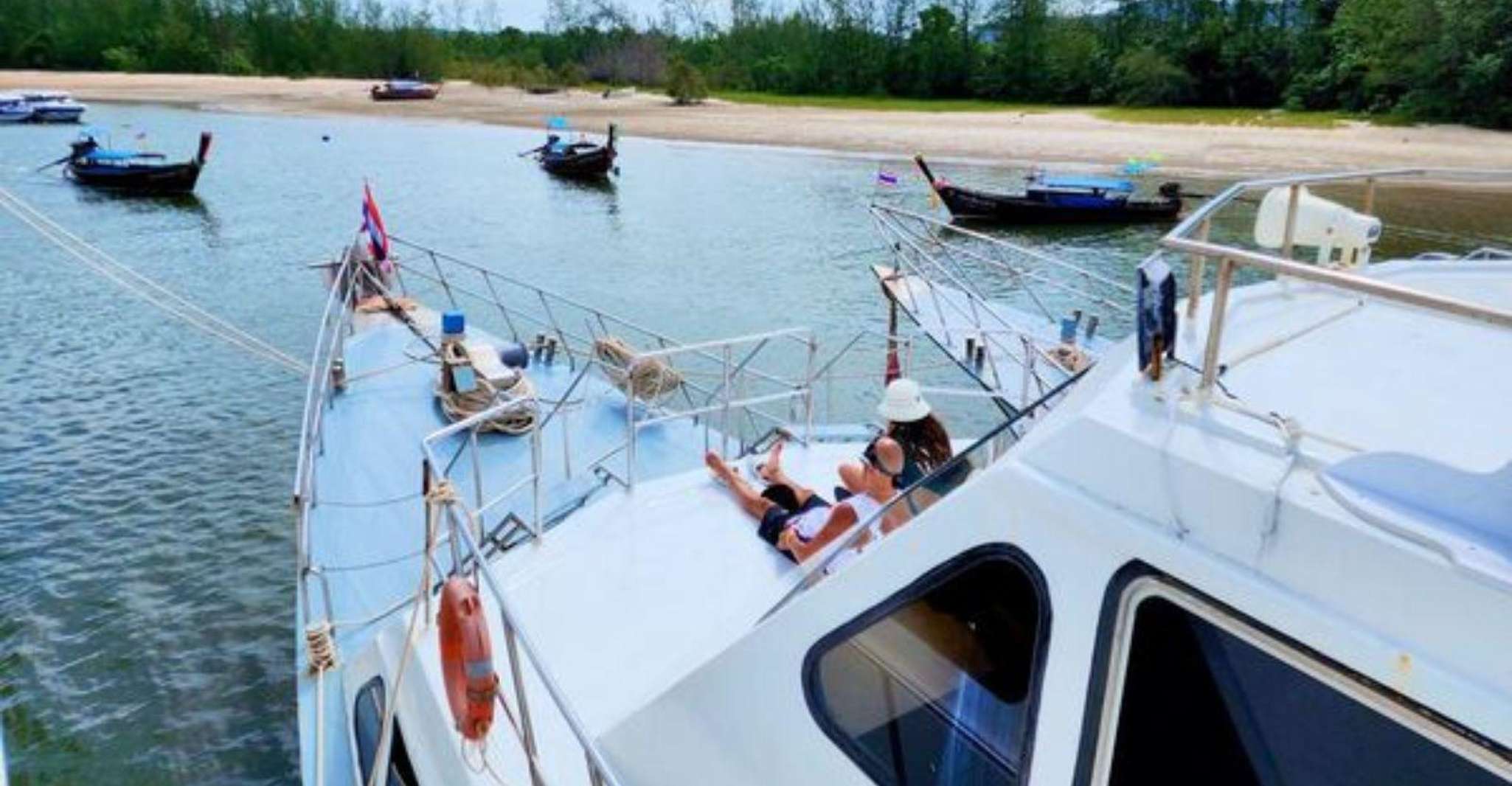 Aonang , Transferência de Ferry de Aonang para Ko Lanta - Hizvo