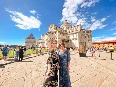 Florenz: Pisa & Lucca Tagestour mit Buccellato-Kuchenverkostung