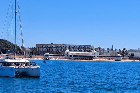 Capitale di Cadice: Esperienza Catamarán -paseo con bagno