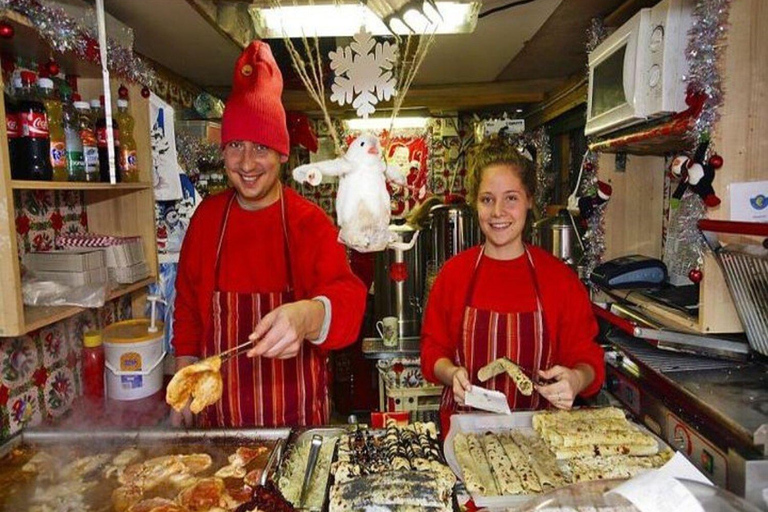 Bratislava: Christmas Market Food Tour with Drinks