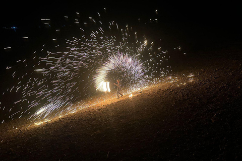 Marrakesh: Pôr do sol no deserto de Agafay, passeio de camelo e jantar com showMarraquexe: jantar no deserto de Agafay, passeio de camelo ao pôr do sol e show