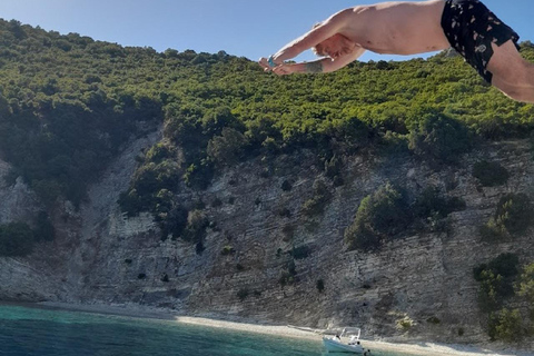 Kefalonia: Island Crossing, Zakynthos Navagio & Blue Caves
