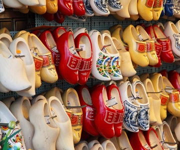 Tour to Windmills, Cheese, Clogs and Volendam from Amsterdam