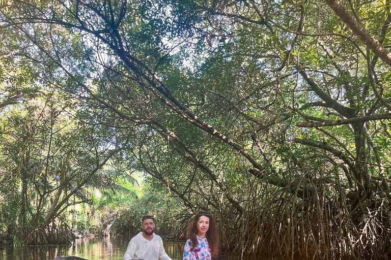 Hikkaduwa: Geführte Kajaktour durch die Rathgama-Lagune