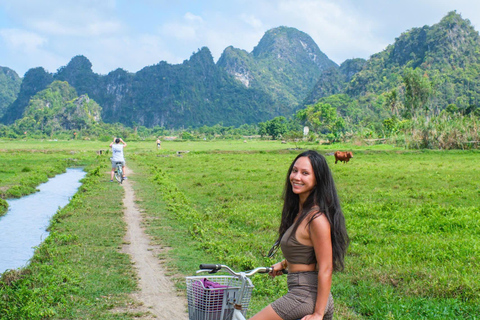 Hanoi: Cat Ba Island & Lan Ha Bay Day Trip with Cruise Pick up Ninh Binh & drop off Hanoi