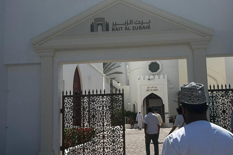Best of Muscat in One Day (8–9 Hours) with Hotel Pickup