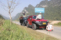 Nouvelle jeep moderne - Ha Giang Loop Tour 2 jours - Salle privée - Housity