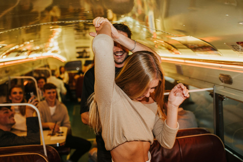 Munich: Dinner Hopping Tour, 3-Course Menu in a US School Bus through the City