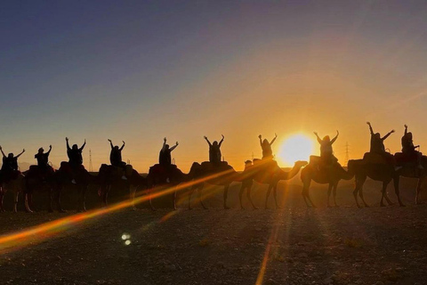 Da Marrakech: tour in quad nel deserto di Agafay con trasferimento