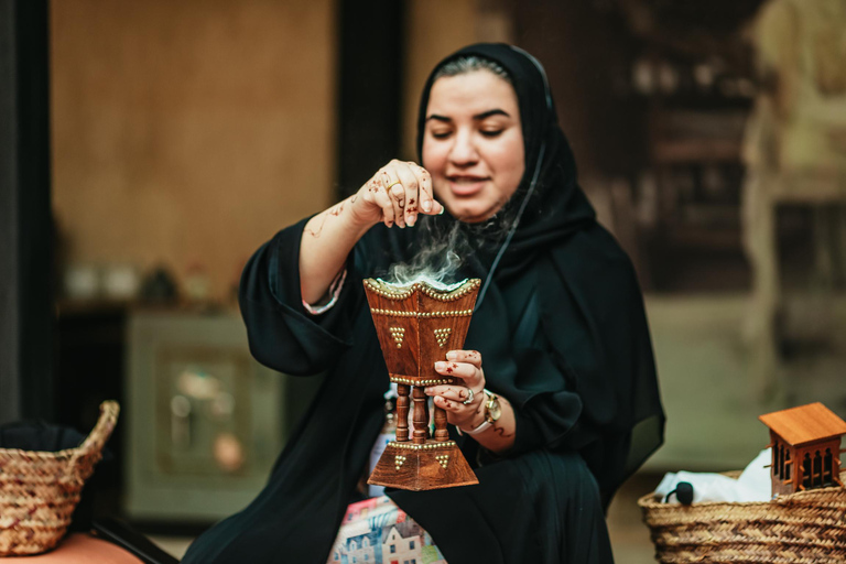 迪拜阿联酋文化早餐体验迪拜：阿联酋文化早餐体验