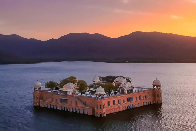 From Jaipur: Explore Amber Fort, Jal Mahal & More by Car Private Experience with Personal Car, Driver and Guide