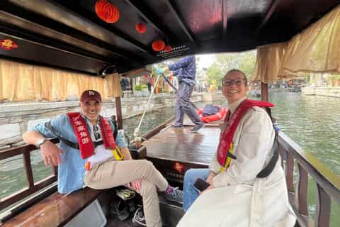 Zhujiajiao : visite privée du village d'eau avec bateau à godille et jardin