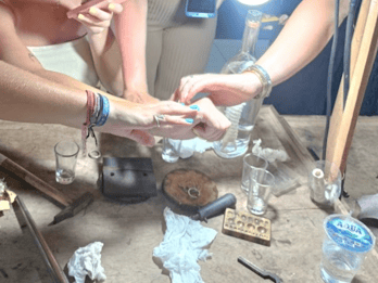 Ubud: Taller de Fabricación de Clases de Plata con 7g de Plata
