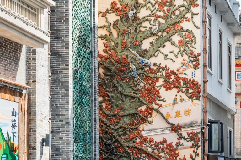 Guangzhou Local Life: Urban Village, Local Market & Old Town Guide for Spanish, French, Russian, Japanese, or Korean