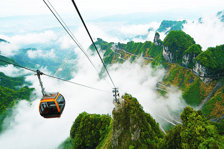 Zhangjiajie : visite de la montagne de Tianmen et spectacle de la fée du renard de TianmenVisite de la montagne Tianmen et du spectacle de fées sans renard à Zhangjiajie