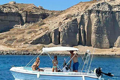 سانتوريني: استئجار قارب بدون ترخيص مع معدات الغطسسانتوريني: تأجير قارب بدون ترخيص مع معدات الغطس