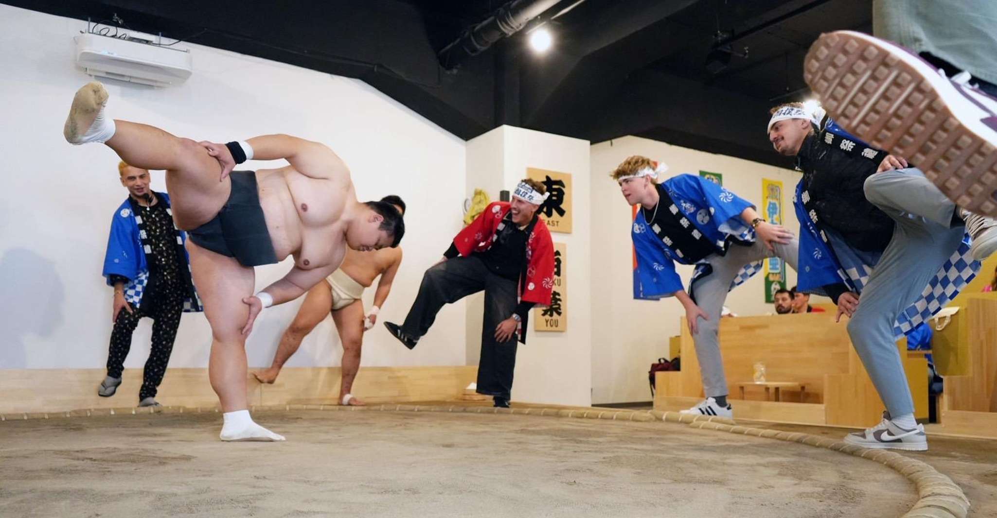 Tokyo Ginza: Sumo Show Full of Experiences & Souvenir Photos photo 8