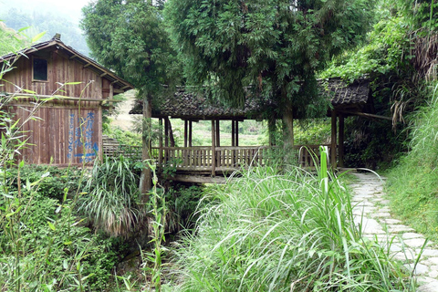 Yangshuo: tour all&#039;alba sul monte Xianggong e rafting sui bambù