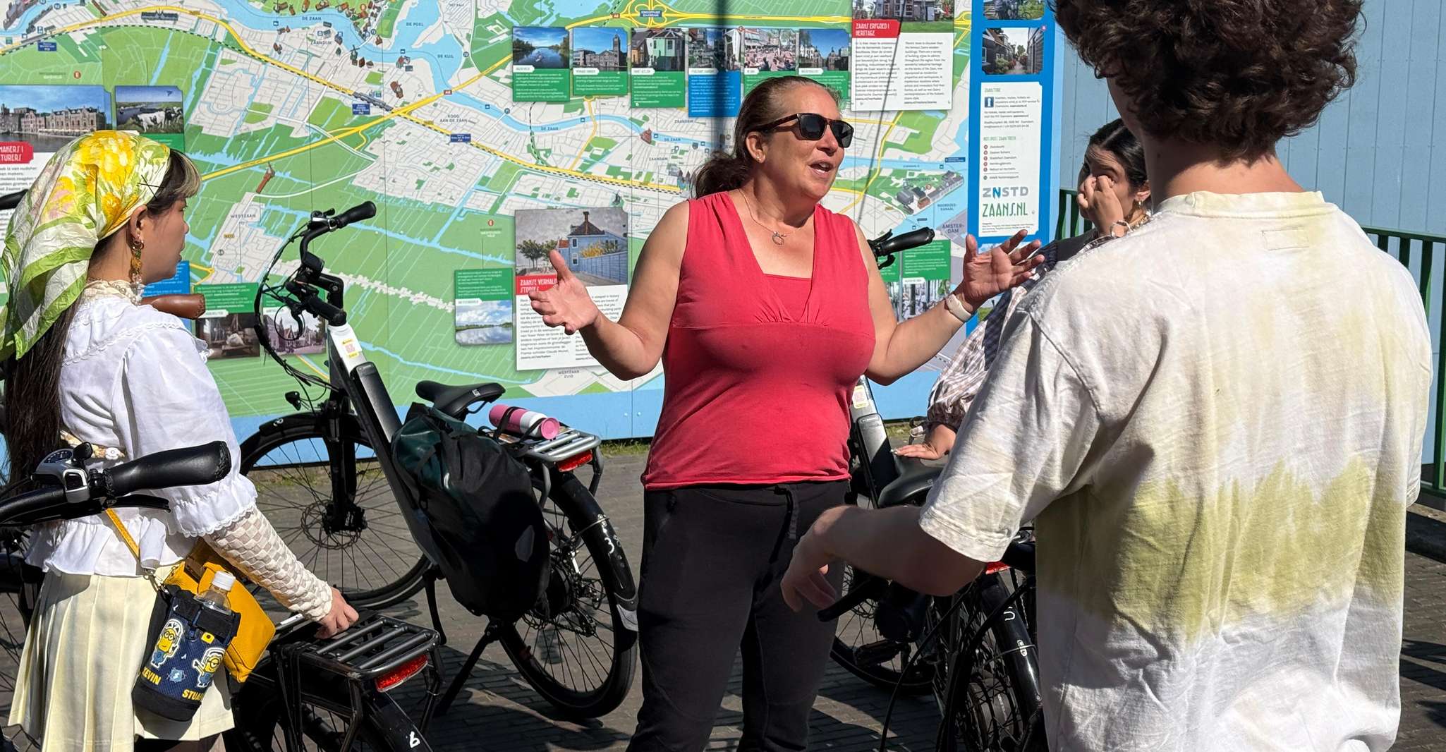 Amsterdam: Zaanse Schans Windmills & Zaandam E-Bike Tour photo 10