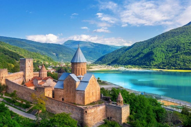 From Tbilisi: Kazbegi & Gudauri Tour with Tastings