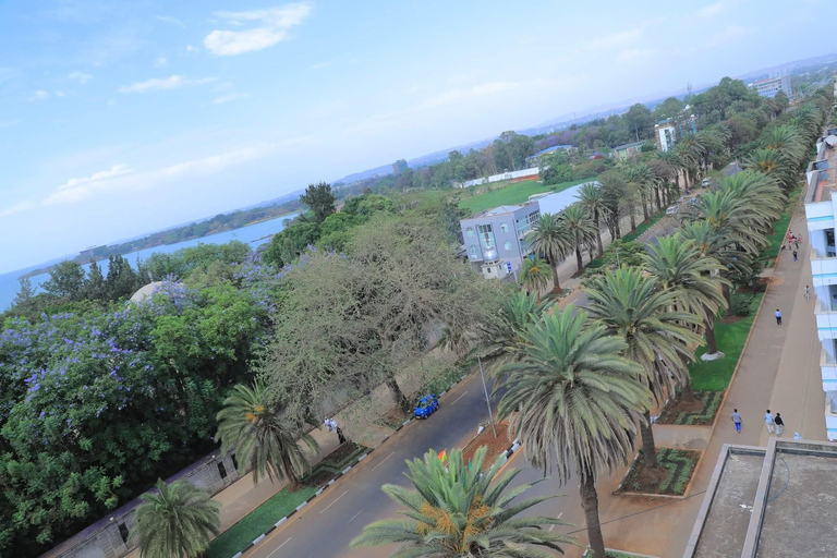 Addis Ababa: 8-Day Omo Valley and Lake Tana Tour