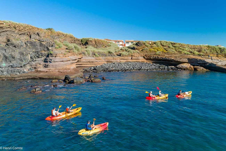 Guided Sea Kayaking Tour in Cap d'Agde – Volcanic Cliffs