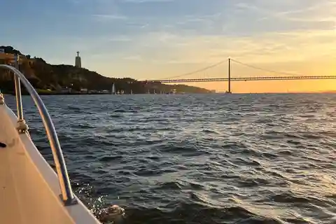 Lisbon: Sunset Boat Tour with Postcard Scenery