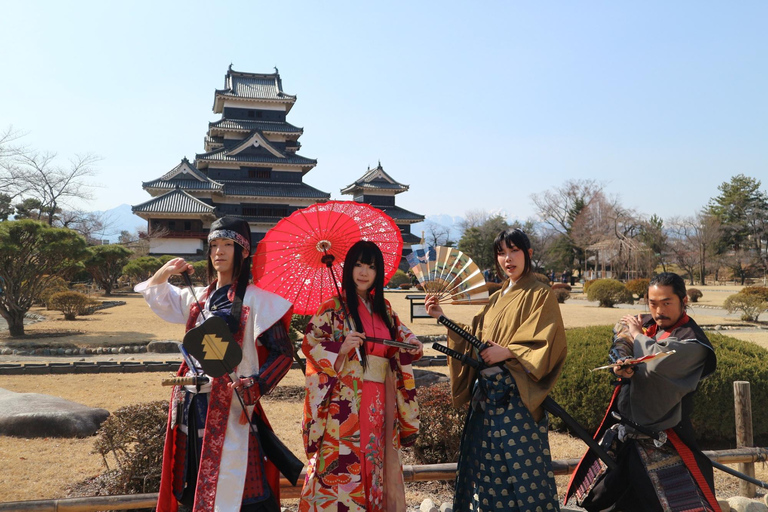 Matsumoto Castle, Nakasendo & Narai-juku Private Tour Onsen Retreat with Castle & Post Town