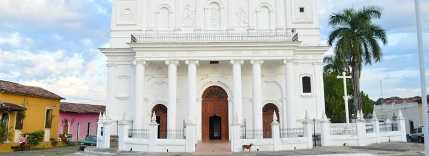 San Salvador : La meilleure ville coloniale Suchitoto et le lac Ilopango
