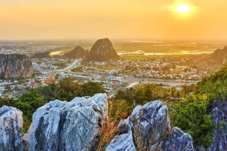 Da Nang: Lady Buddha & Marble Mountains Sunrise Tour