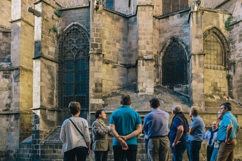 Barcelona: Spaziergang durch das Gotische Viertel mit TapasBarcelona-Tour: Mythen und Legenden des Barri Gòtic