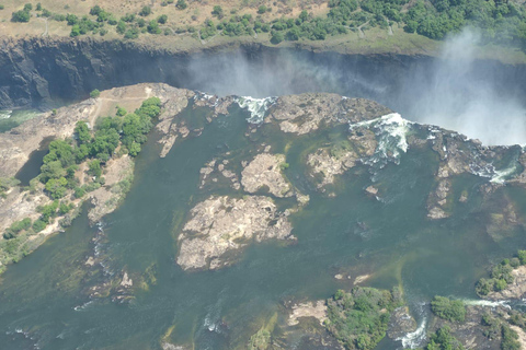 Victoria Falls & Chobe: 3-Day Safari with Cruise & Meals