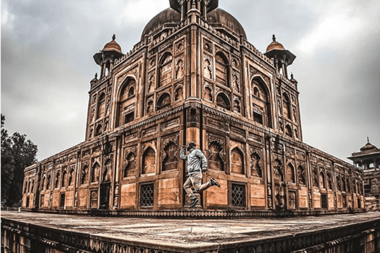 Benarés: Tour privado de Prayagraj de un día completoVaranasi: tour privado de día completo a Prayagraj