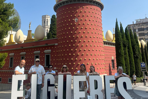 Ab Barcelona: Private Dalí-Tagestour nach Figueres und PúbolPrivate Tour