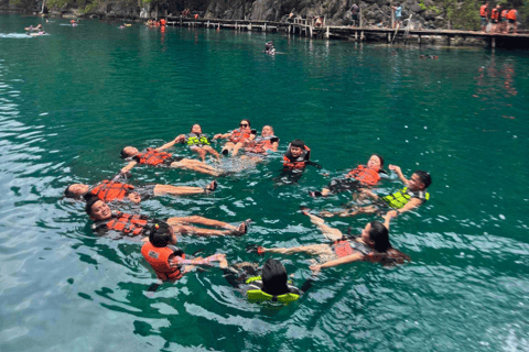 Coron: Super Ultimate Island-Hopping with Lunch &amp; Transfers