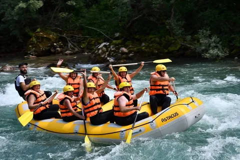 Tara Rafting avec petit-déjeuner et déjeuner